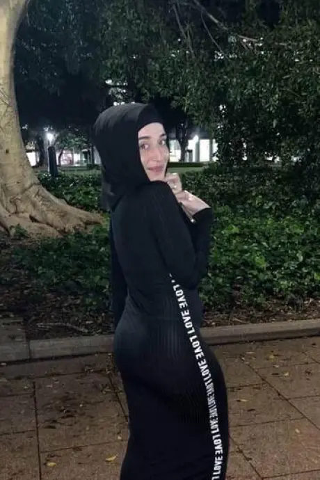 Beylikdüzü Escort Selin Fotoğrafı (4)